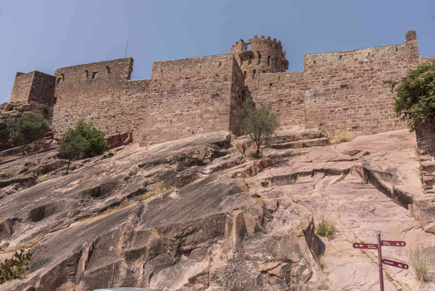 Castelló de la Plana - Vilafamés 22 - castillo de Vilafamés.jpg